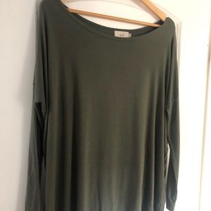 Long Sleeve Bamboo Top in Army Green